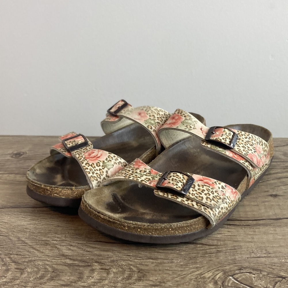 BIRKI’S Birkenstock Women’s sandals size 40